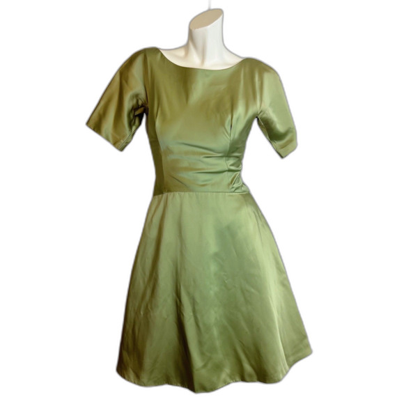 Vintage 1960s Green A Line Dress Bow Back Satin Knee Length Women's Size 11 - Picture 2 of 8